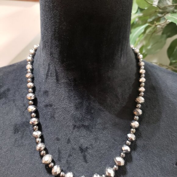 Womens Fashion Brass Stone Beaded Collar Necklace with Lobster Clasp - Picture 2 of 6